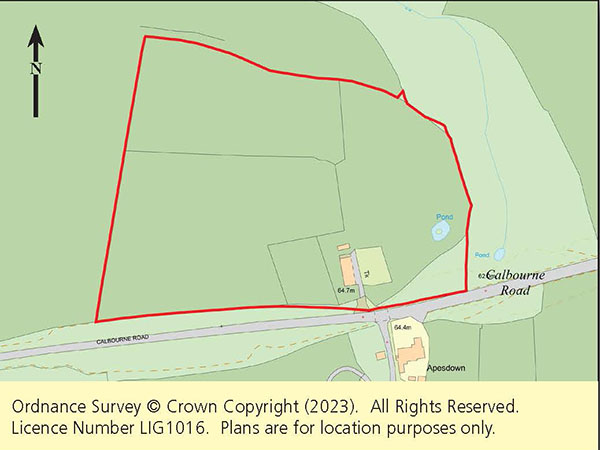Lot: 98 - FREEHOLD BARN WITH PLANNING FOR RESIDENTIAL CONVERSION ON A PLOT OF EIGHT AND A HALF ACRES -